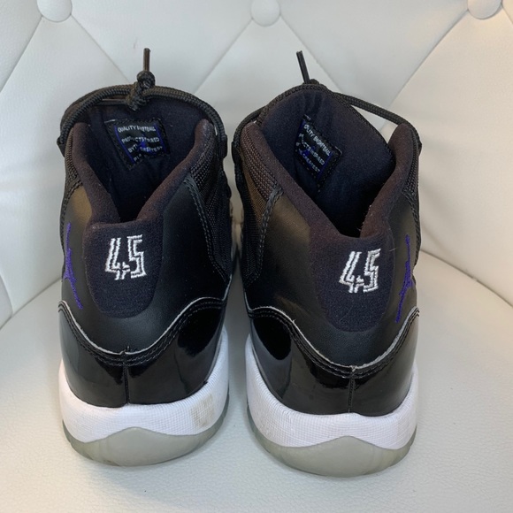 Air Jordan Retro 11 BG Space Jam 2016 - Picture 5 of 6